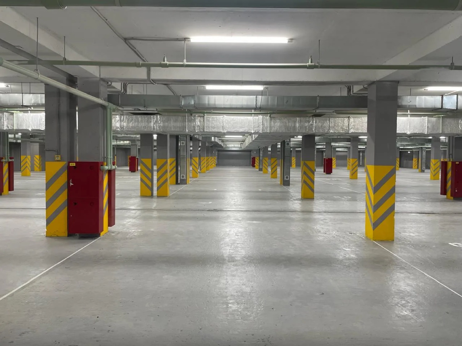 Машиноместо, 13 м²